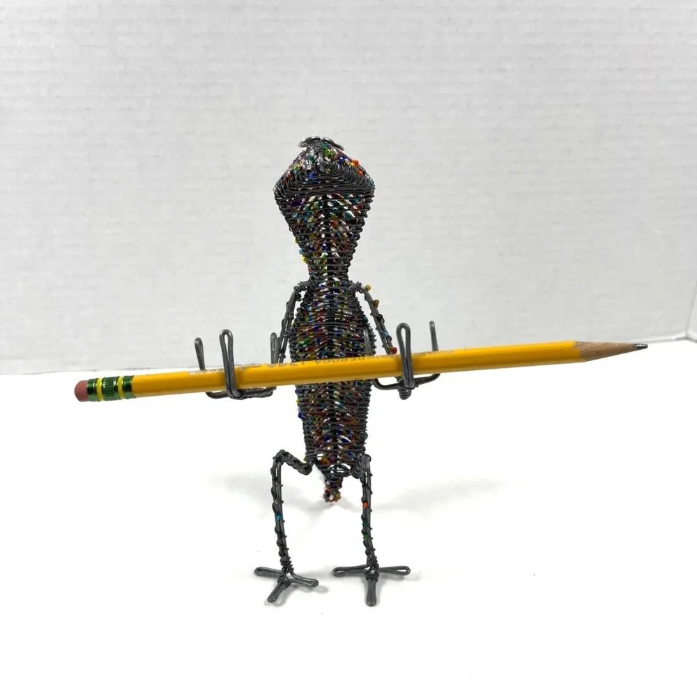 South Africa Handmade Glass Bead Wire Chameleon Lizard Card Pen Holder Vintage - Picture 7 of 10